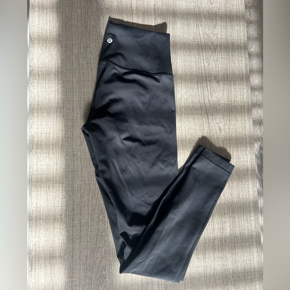 Black lululemon leggings